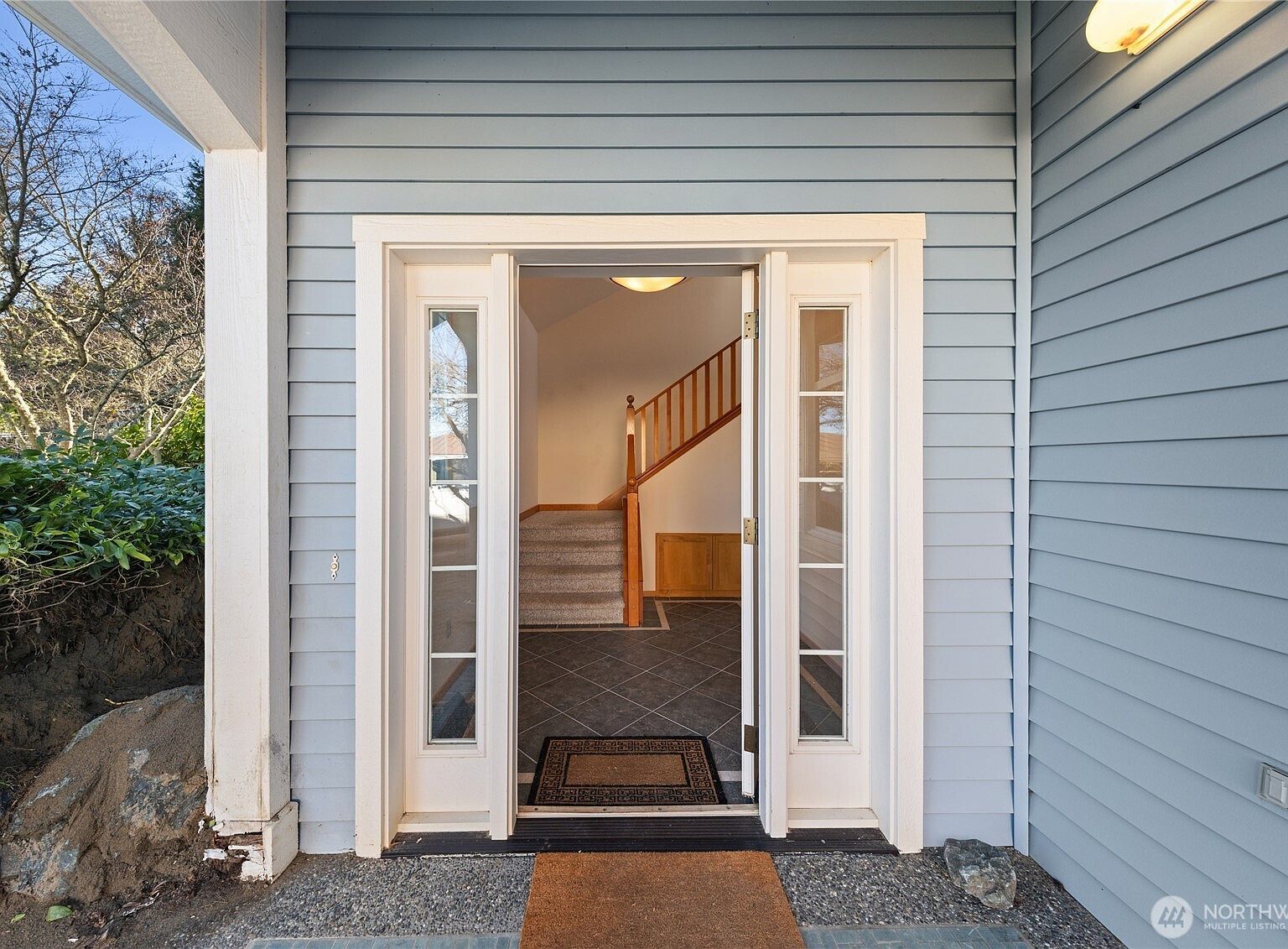 2337 W Beach Rd Oak Harbor, WA 98277 - Thumbnail 5