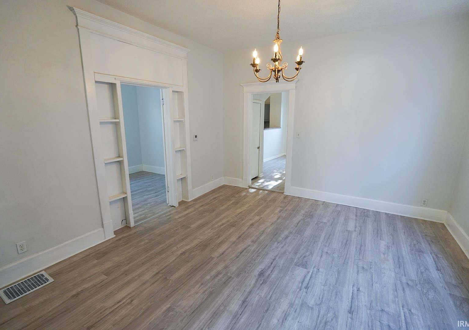 1105 Baker Ave Evansville, IN 47710 - Thumbnail 5