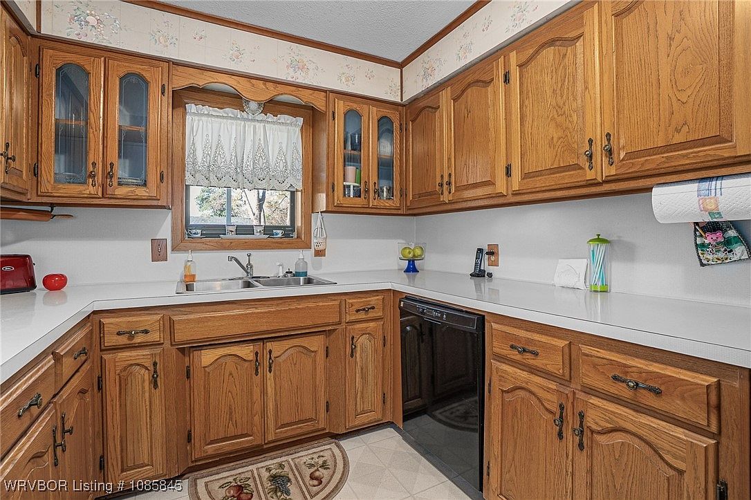 2521 N Albert Pike Ave Fort Smith, AR 72904 - Thumbnail 5