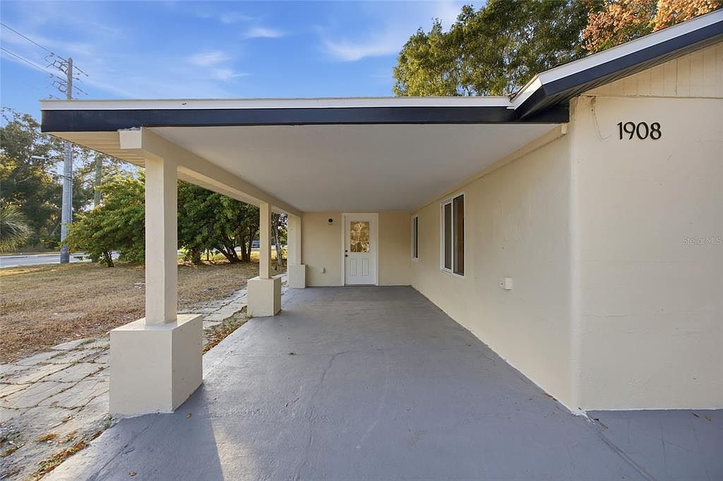 1908 Macomber Ave Clearwater, FL 33755 - Thumbnail 5