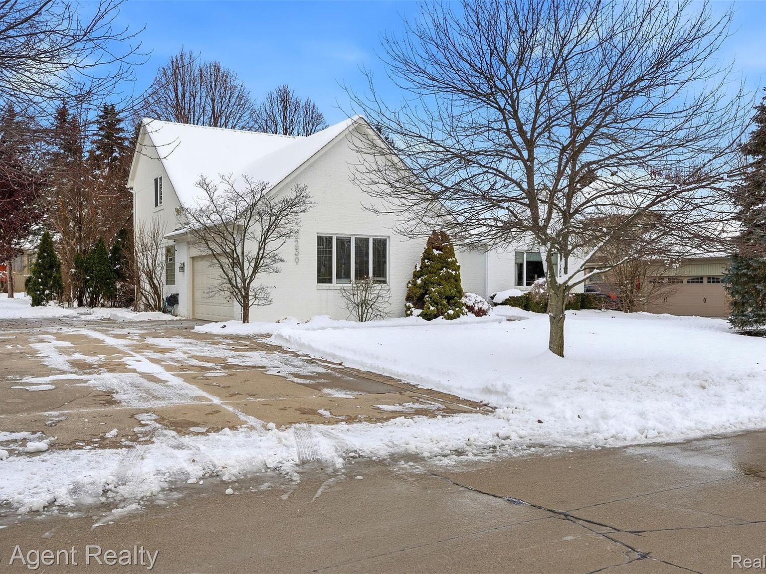 2239 Regency Hills Dr Shelby Township, MI 48316 - Thumbnail 5