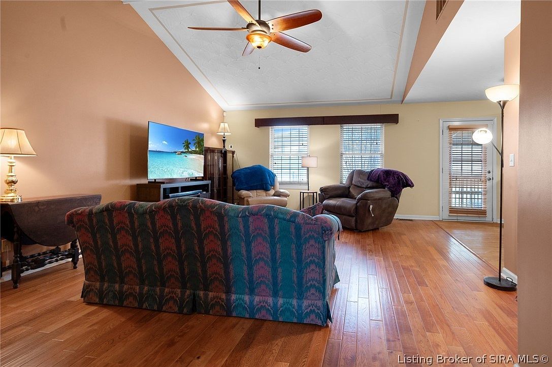 3012 Hamburg Pike Jeffersonville, IN 47130 - Thumbnail 5