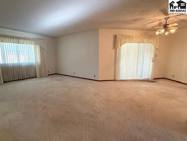 3102 Princeton Dr Hutchinson, KS 67502 - Thumbnail 5