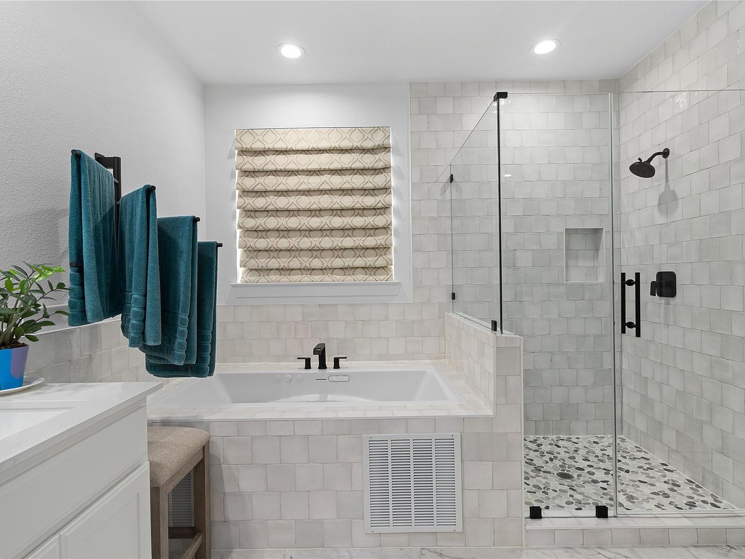 6595 Sweet Marjoram Ln Conroe, TX 77304 - Thumbnail 5