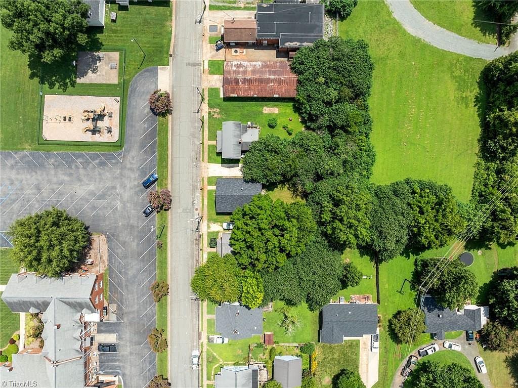 229 Lewis St Gibsonville, NC 27249 - Thumbnail 5