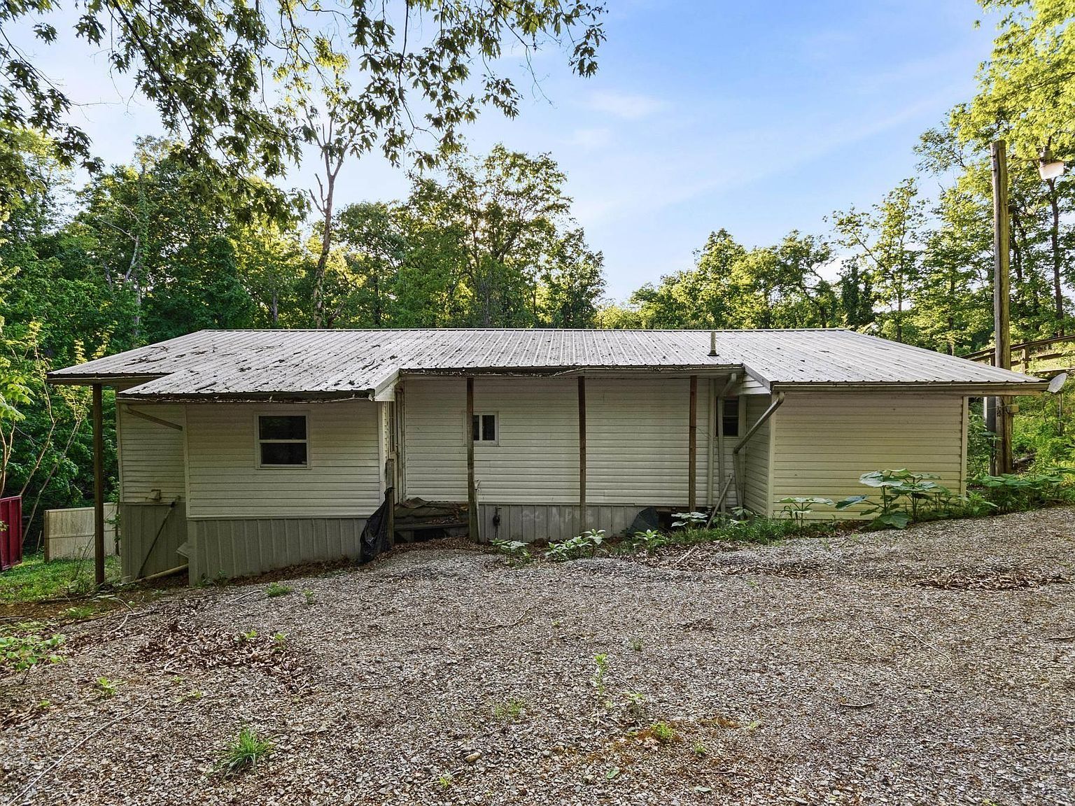 287 Dustin Rd Kuttawa, KY 42055 - Thumbnail 5