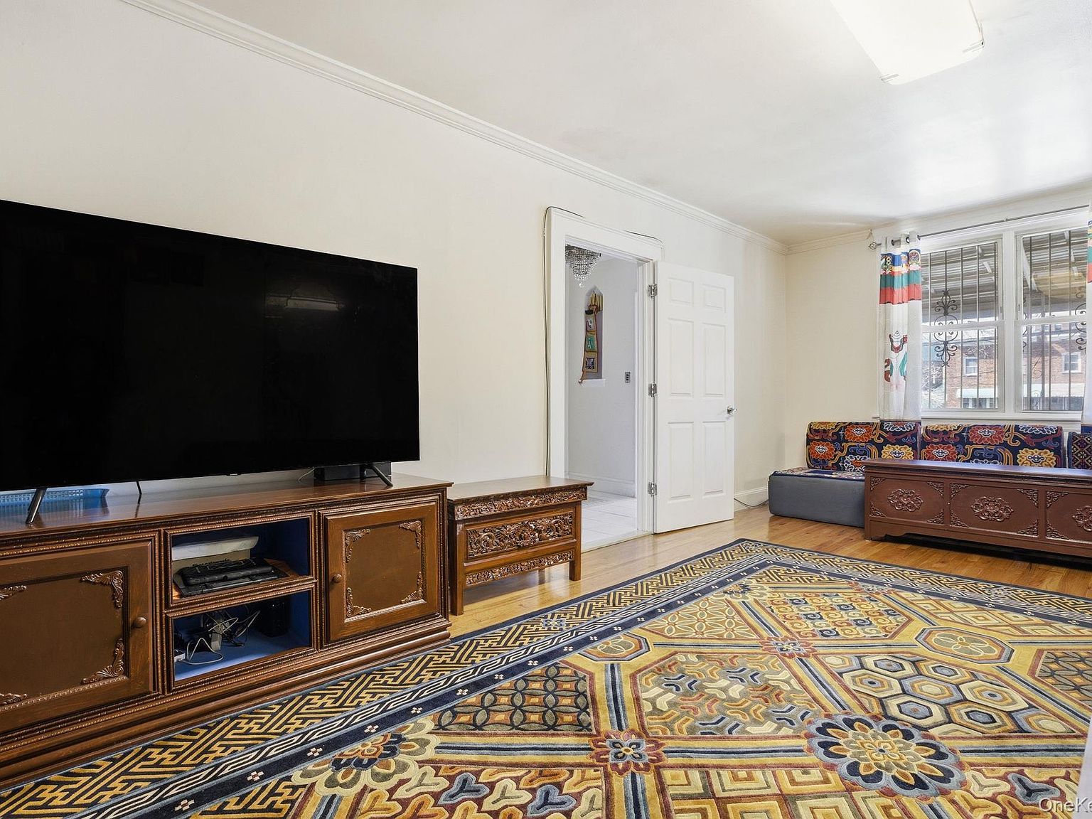 2530 Bronxwood Ave Bronx, NY 10469 - Thumbnail 5