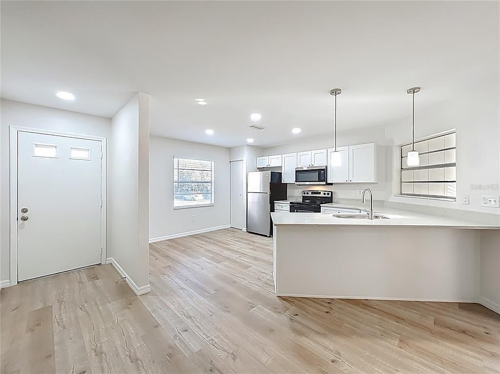 201 Fern Ct Leesburg, FL 34748 - Thumbnail 5