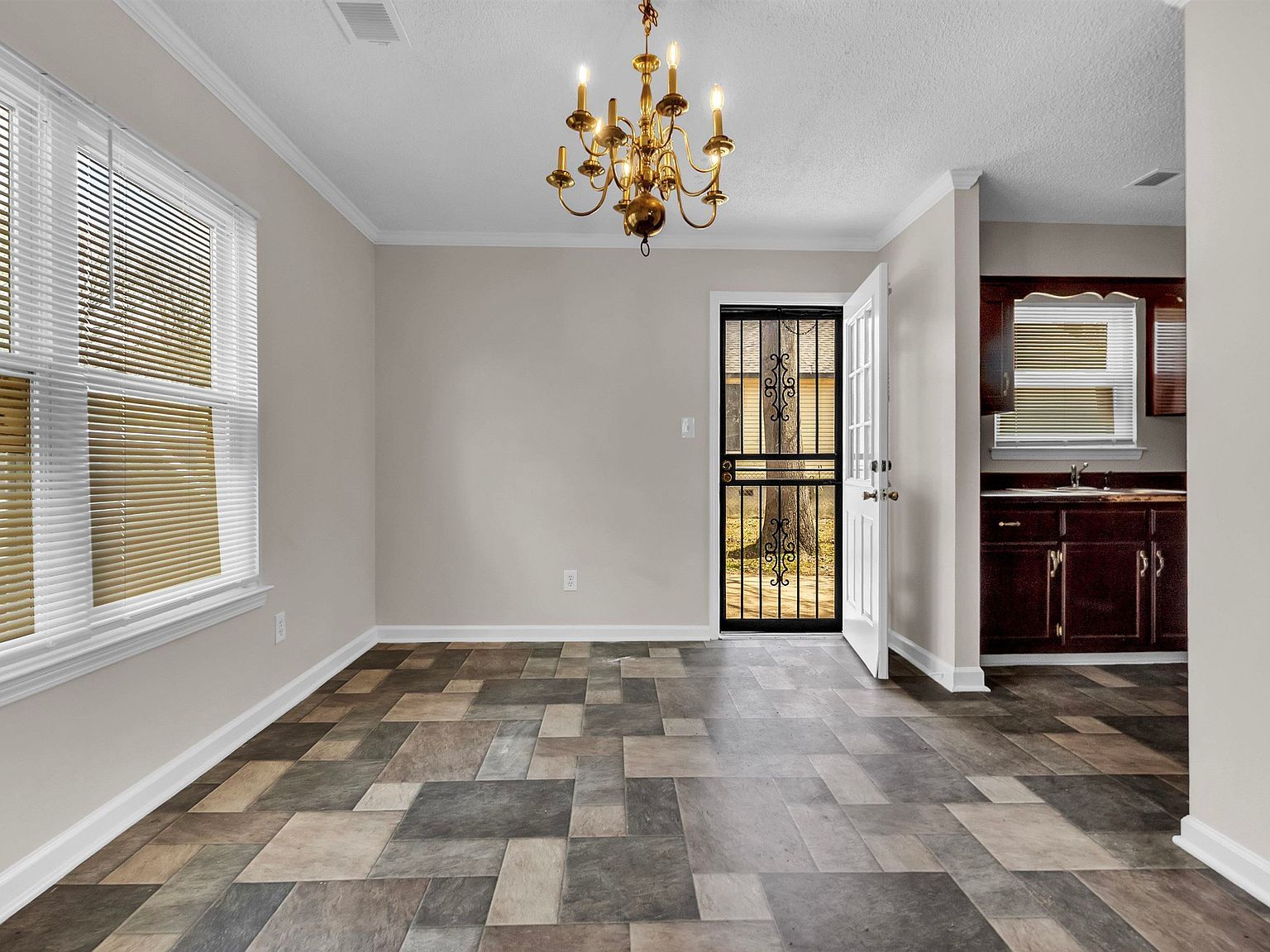 2593 Durham Ave Memphis, TN 38127 - Thumbnail 5