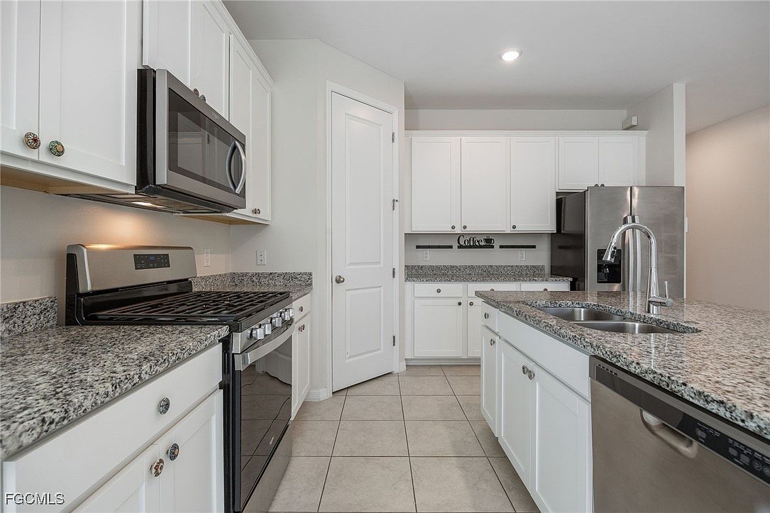 16248 Palmetto St Punta Gorda, FL 33982 - Thumbnail 5