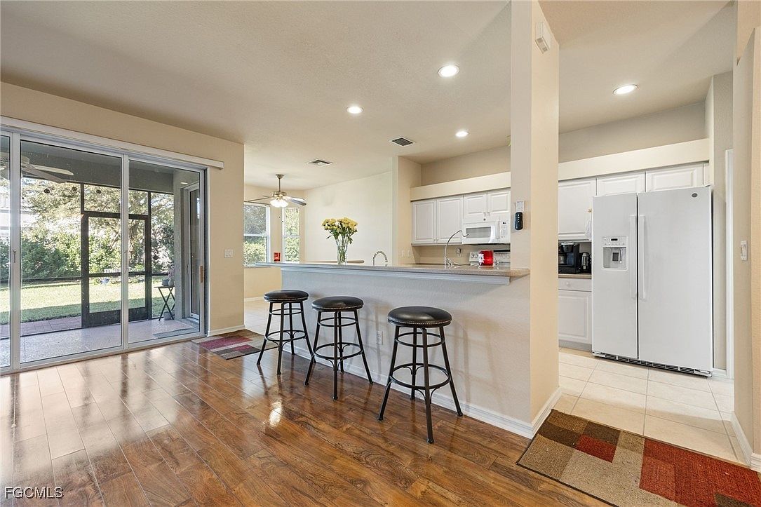 9835 Blue Stone Cir Fort Myers, FL 33913 - Thumbnail 5