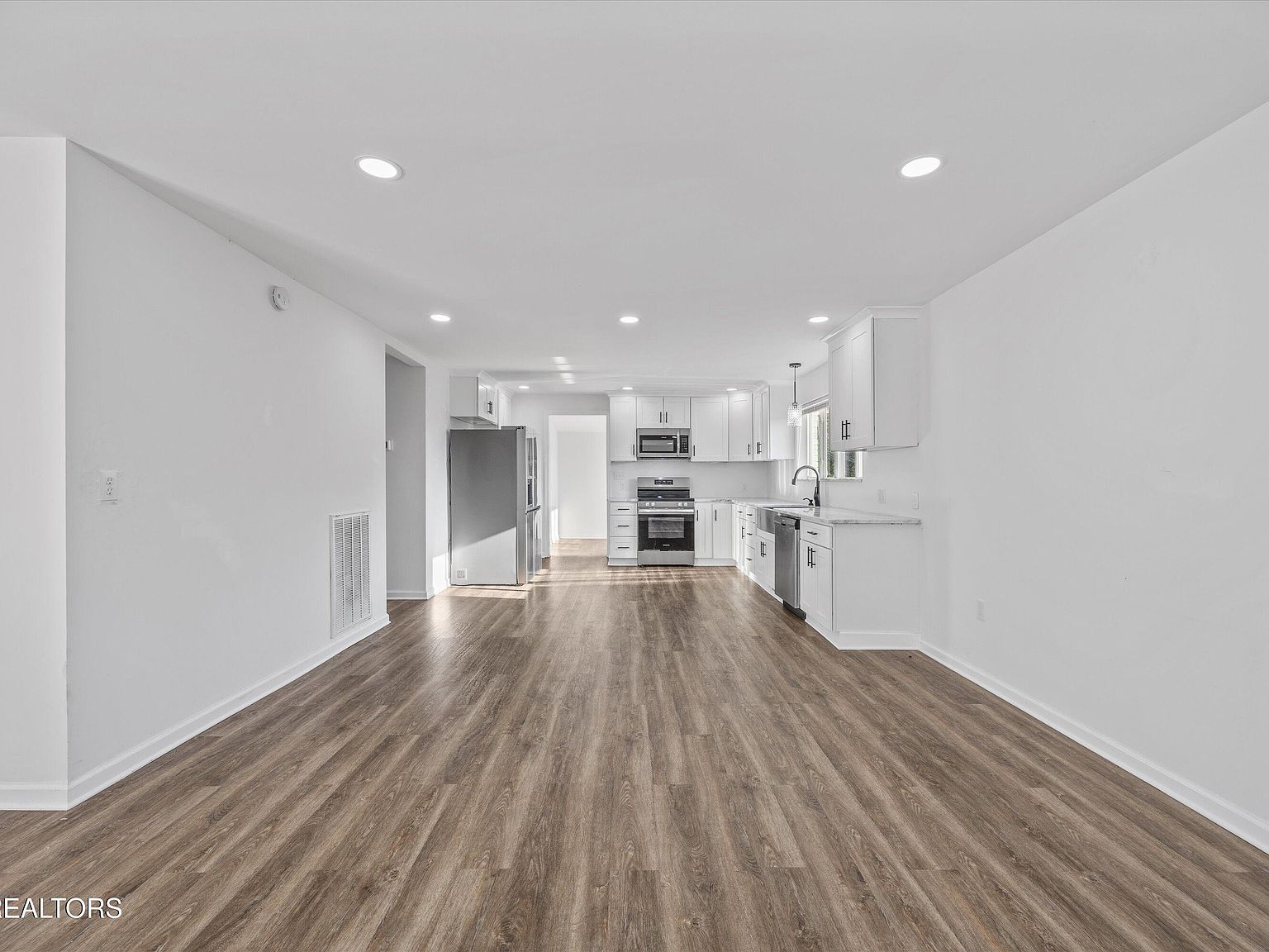 2399 Sweetwater Vonore Rd Sweetwater, TN 37874 - Thumbnail 5