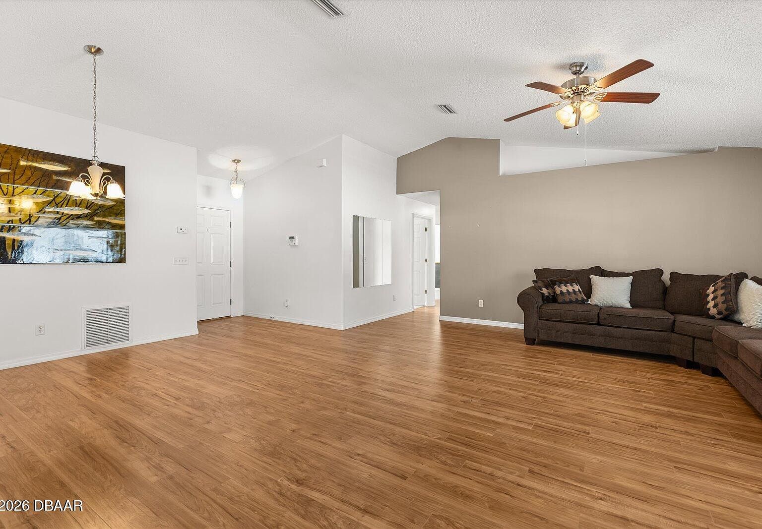 33 Bannerwood Ln Palm Coast, FL 32137 - Thumbnail 5