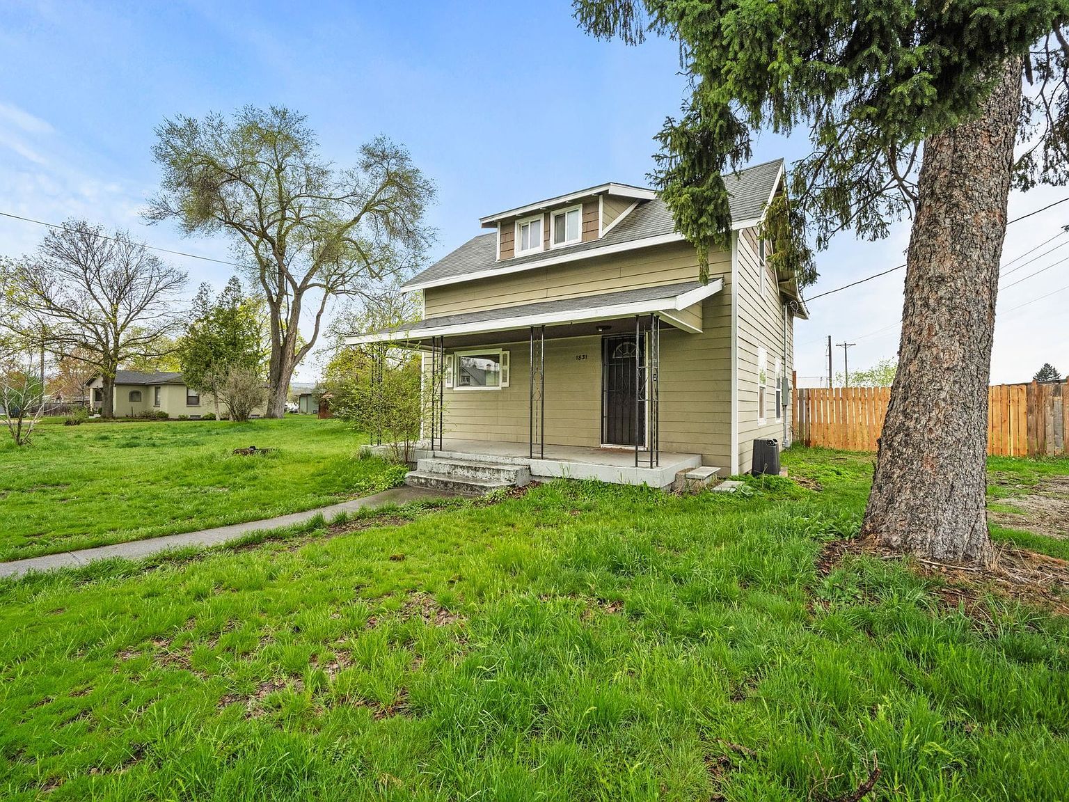 1831 N Woodruff Rd Spokane, WA 99206 - Thumbnail 5