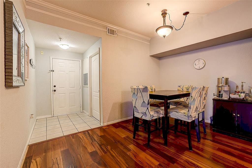 4174 Central Sarasota Pkwy APT 212 Sarasota, FL 34238 - Thumbnail 5