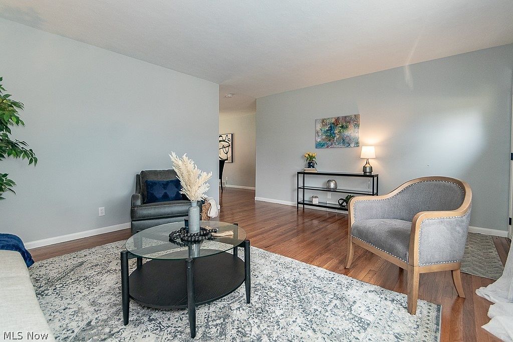 32609 Knobel St Eastlake, OH 44095 - Thumbnail 5