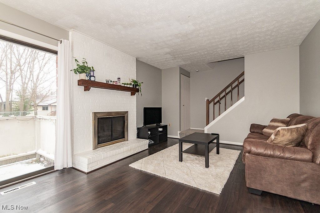 5510 Wildwood Ct APT D Willoughby, OH 44094 - Thumbnail 5