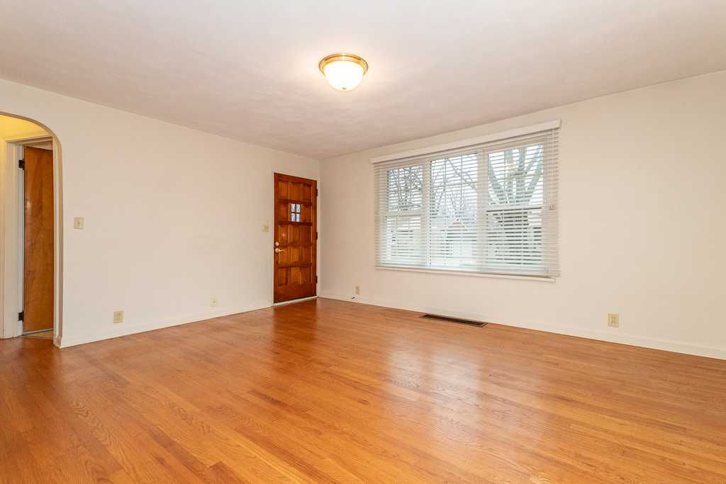 4521 Orchard Avenue, Mentor, OH, USA, 44060 - Thumbnail 4