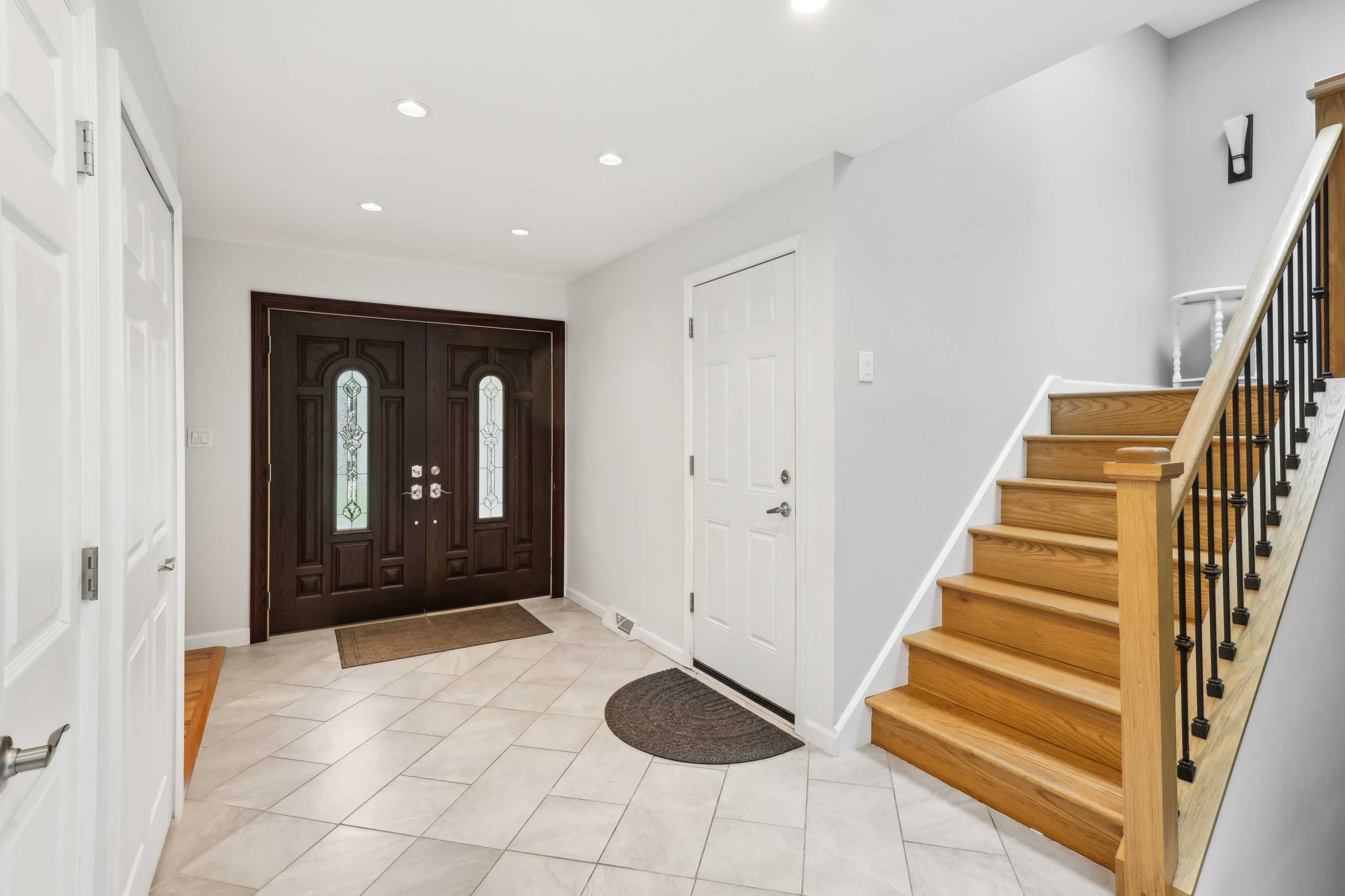 1881 Bromton Drive, Lyndhurst, OH, USA, 44124 - Thumbnail 5