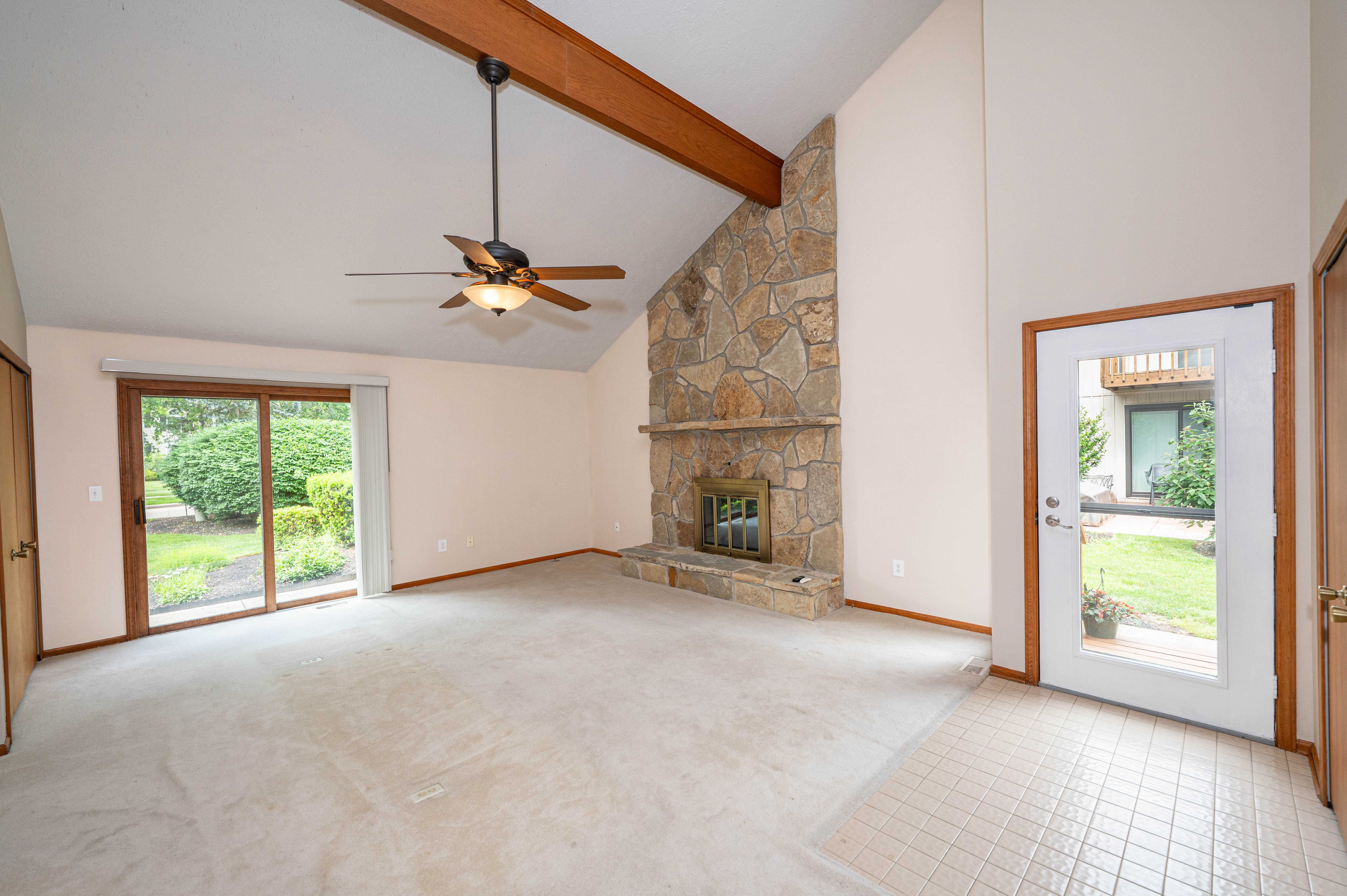 2405 Bunker Lane, Willoughby, OH, USA, 44094 - Thumbnail 3