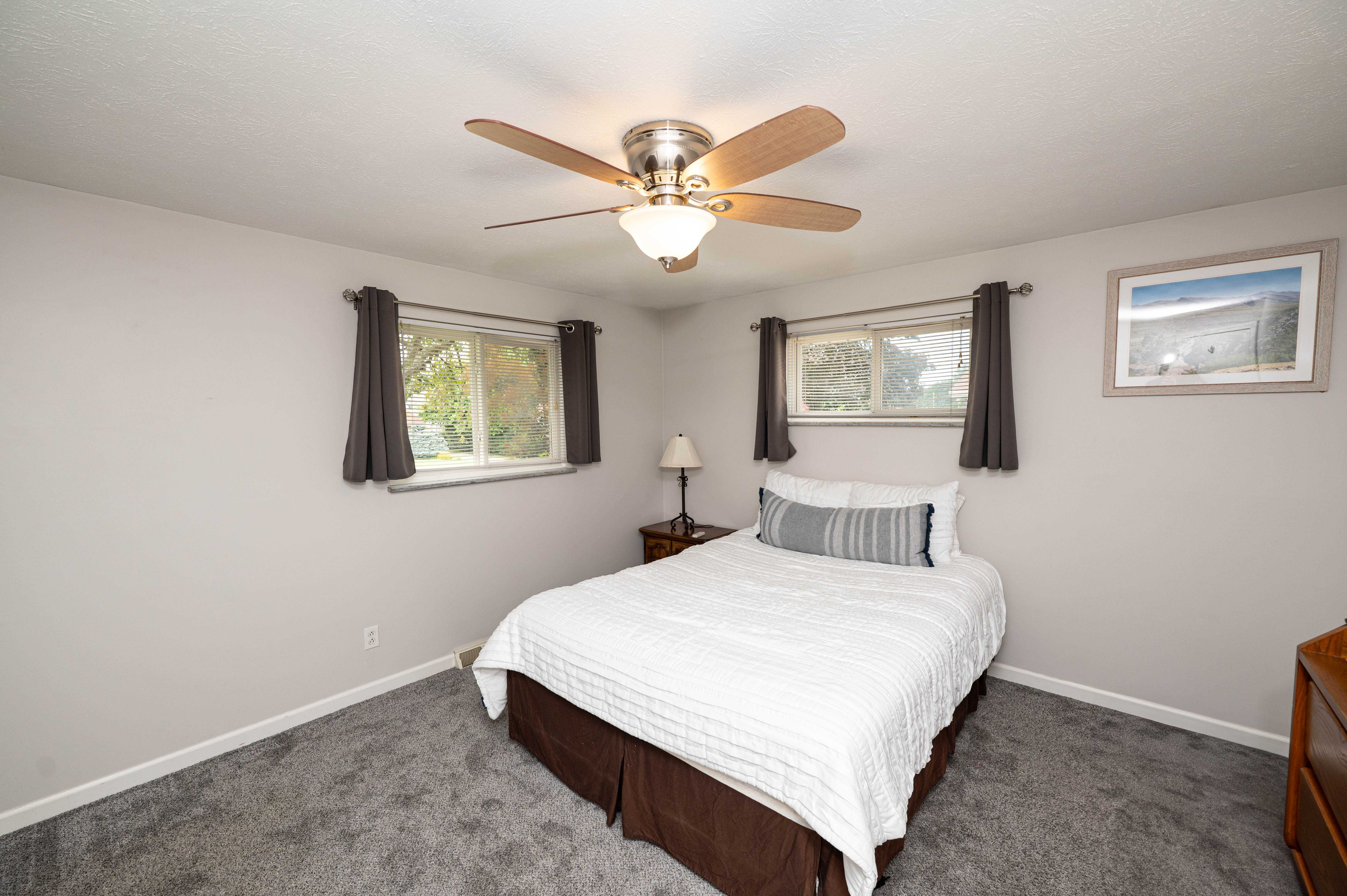 155 Erieview Drive, Eastlake, OH, USA, 44095 - Thumbnail 4