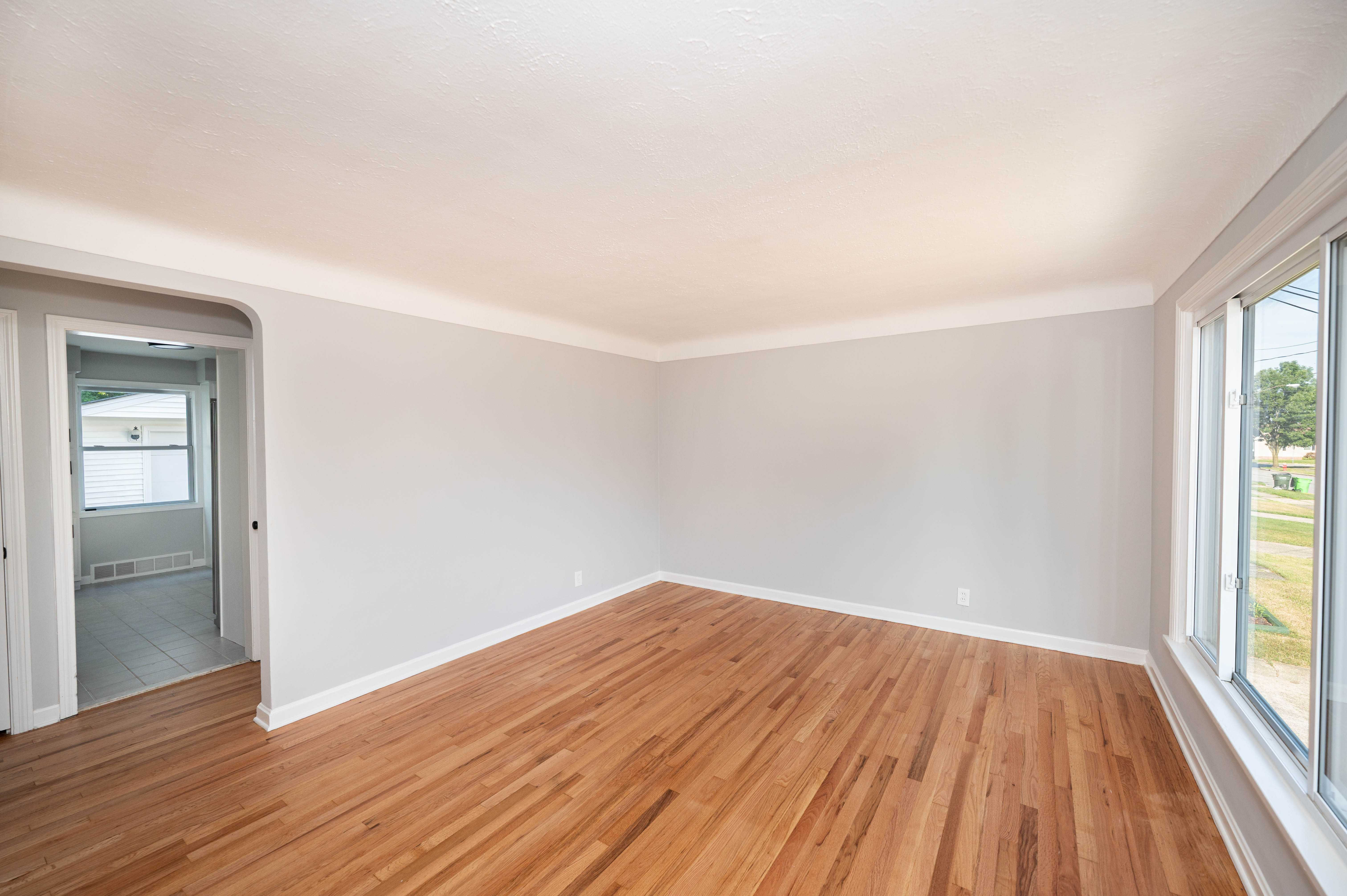 29346 Park Street, Wickliffe, OH, USA, 44092 - Thumbnail 4