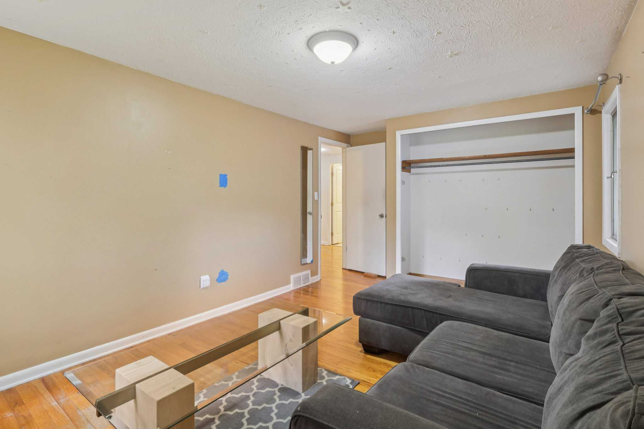 321 Royal Oak Blvd, Richmond Heights, OH, USA, 44143 - Thumbnail 5