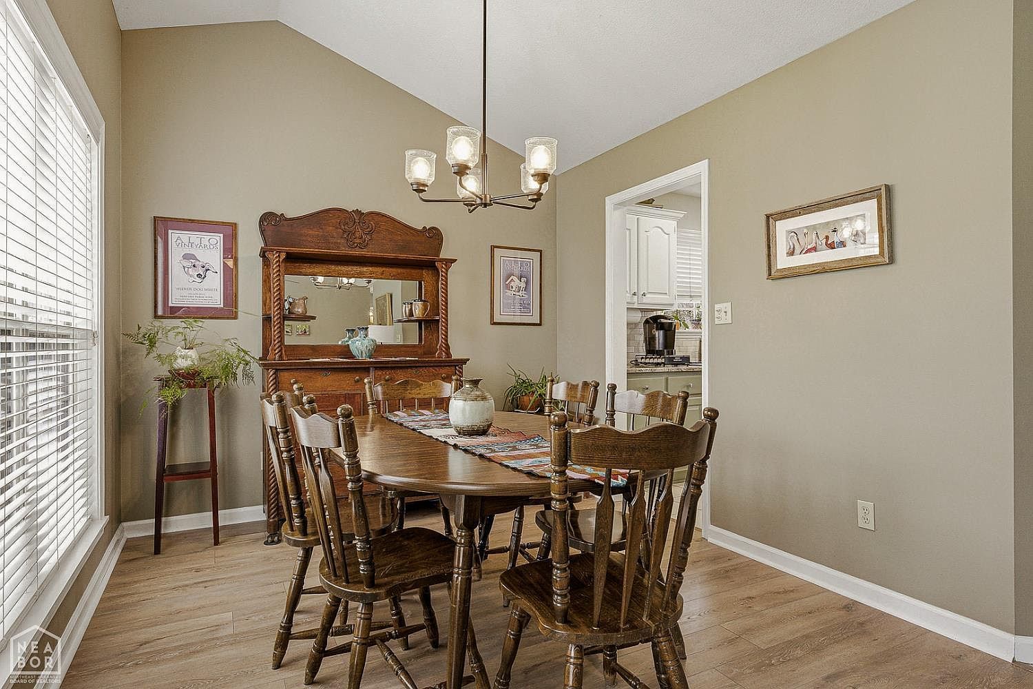 1901 Oakwood Cir Jonesboro, AR 72404 - Thumbnail 5