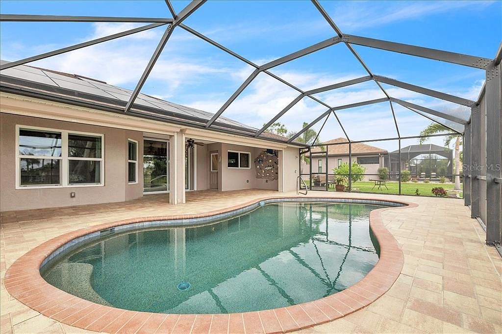 519 W Cashew Punta Gorda, FL 33955 - Thumbnail 5