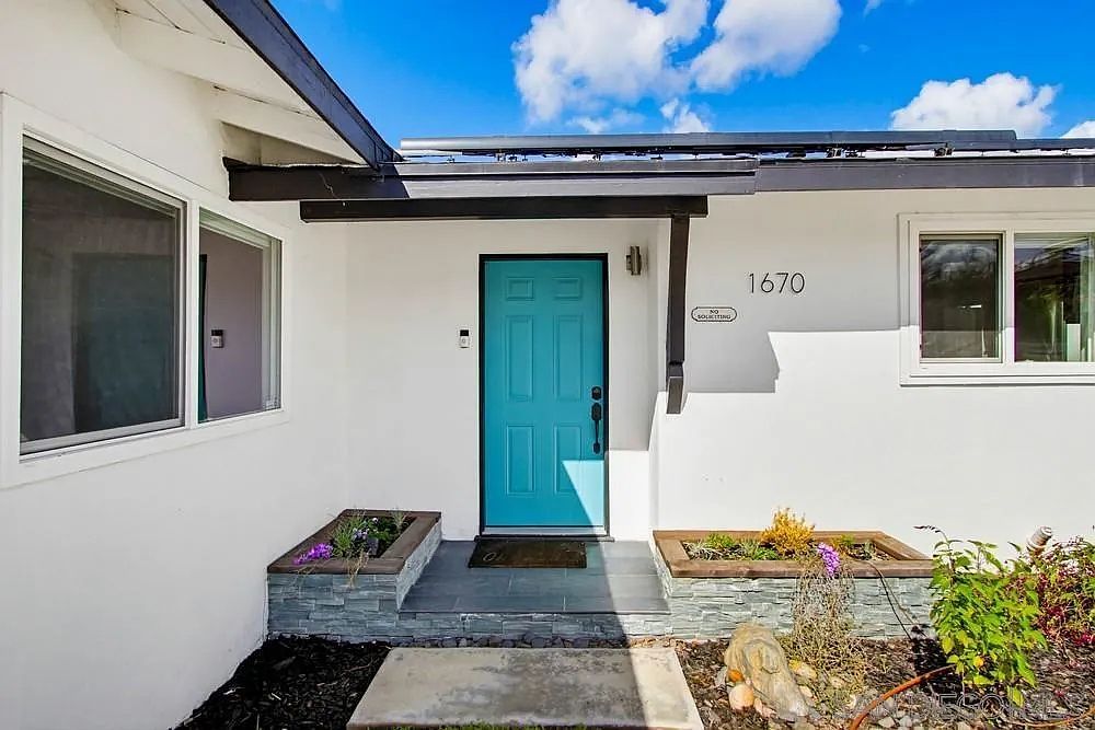 1670 Primera St Lemon Grove, CA 91945 - Thumbnail 5