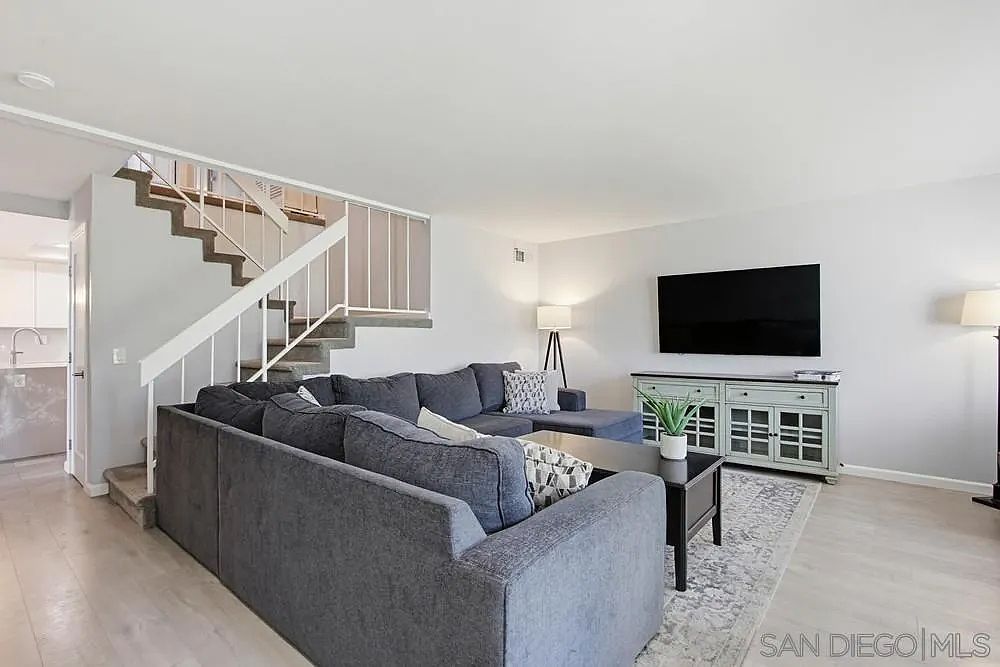 5308 Caminito Velasquez San Diego, CA 92124 - Thumbnail 5