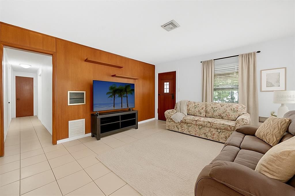 605 Brockway Ave Orlando, FL 32807 - Thumbnail 5