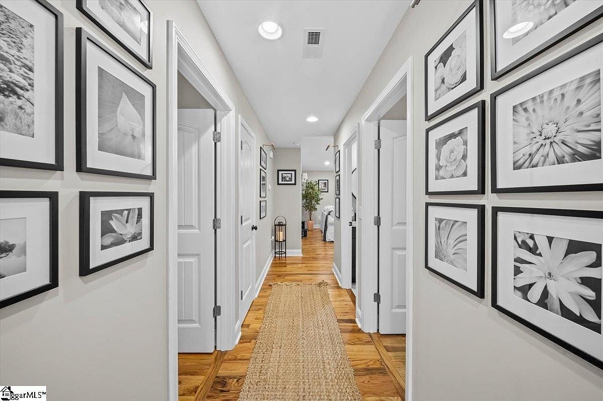 204 N Randolph Ave Landrum, SC 29356 - Thumbnail 5