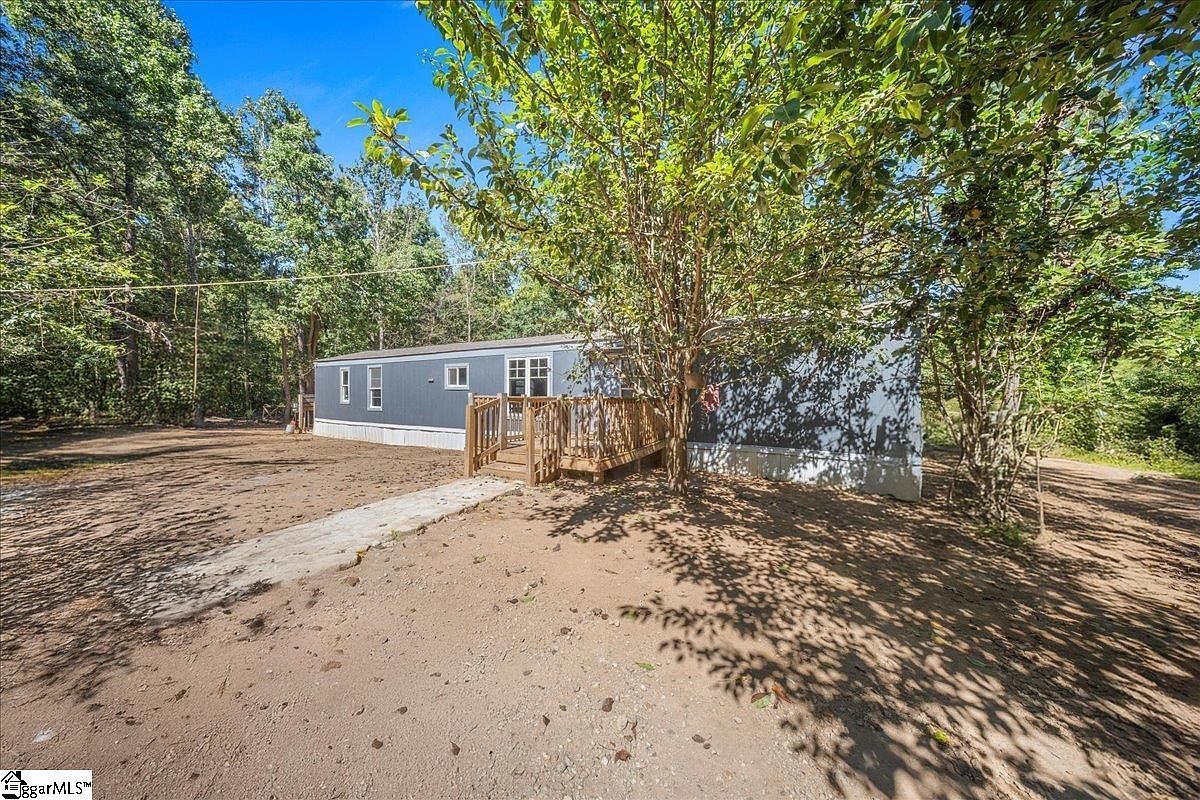 1660 Kilgore Bridge Rd Woodruff, SC 29388 - Thumbnail 5