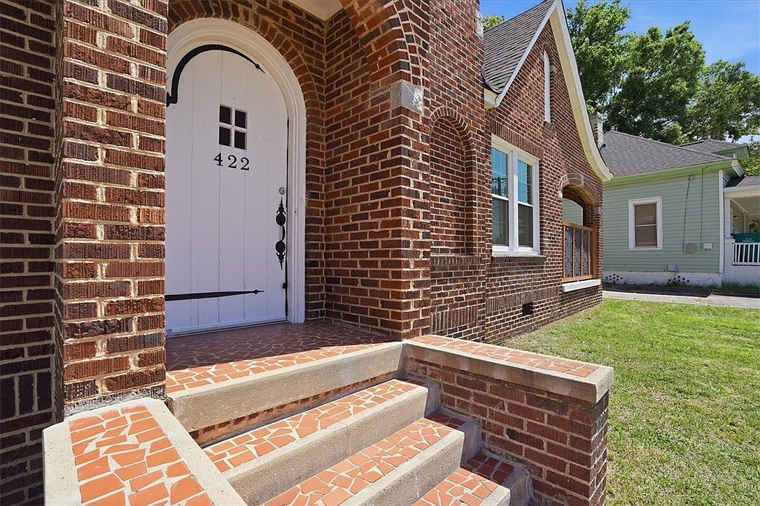 422 Grace St Greenwood, SC 29649 - Thumbnail 5