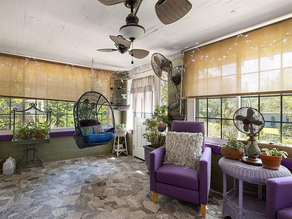 335 N Simpson St Mount Dora, FL 32757 - Thumbnail 5