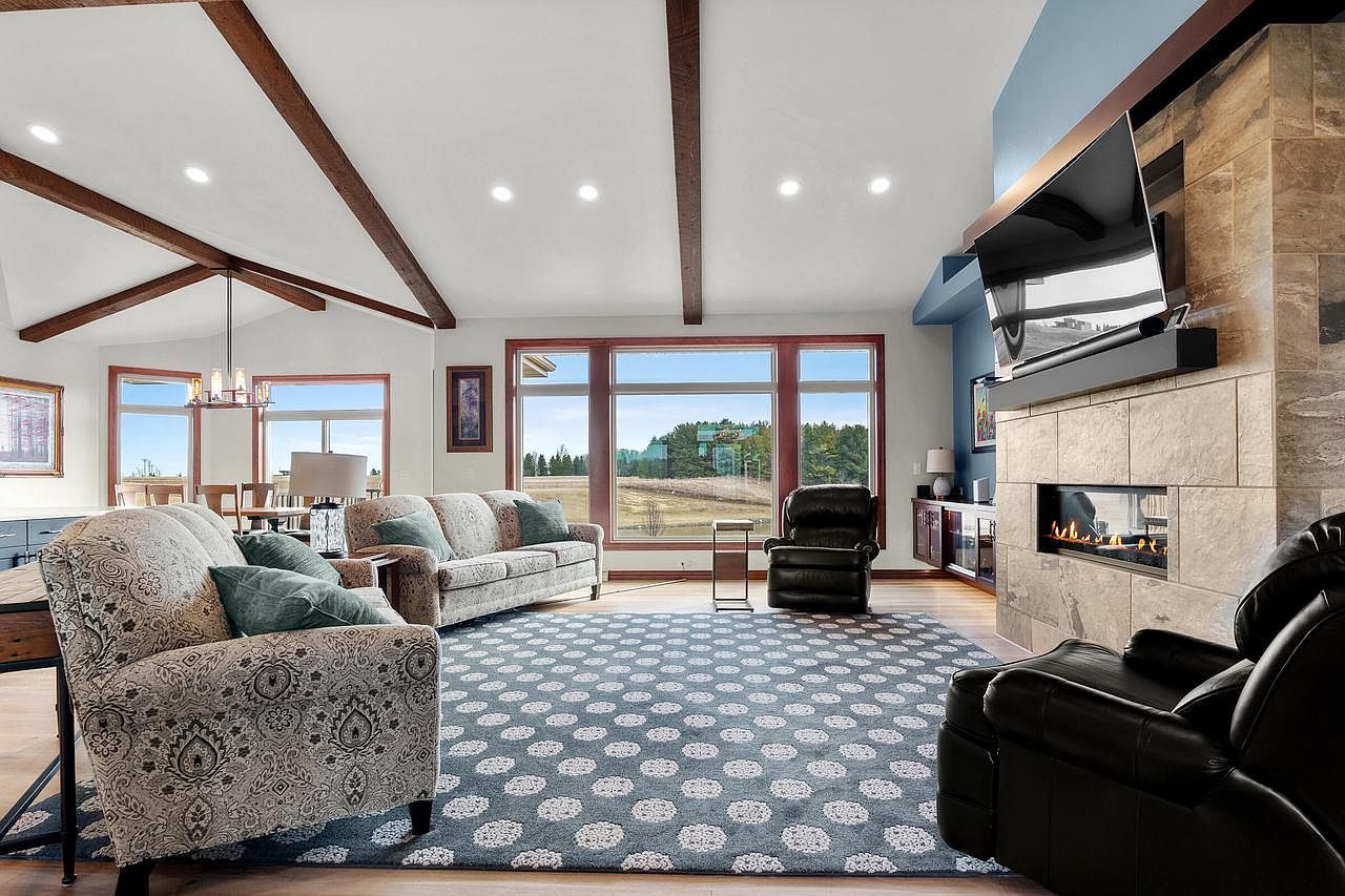 2345 Silveridge Dr Manitowoc, WI 54220 - Thumbnail 5