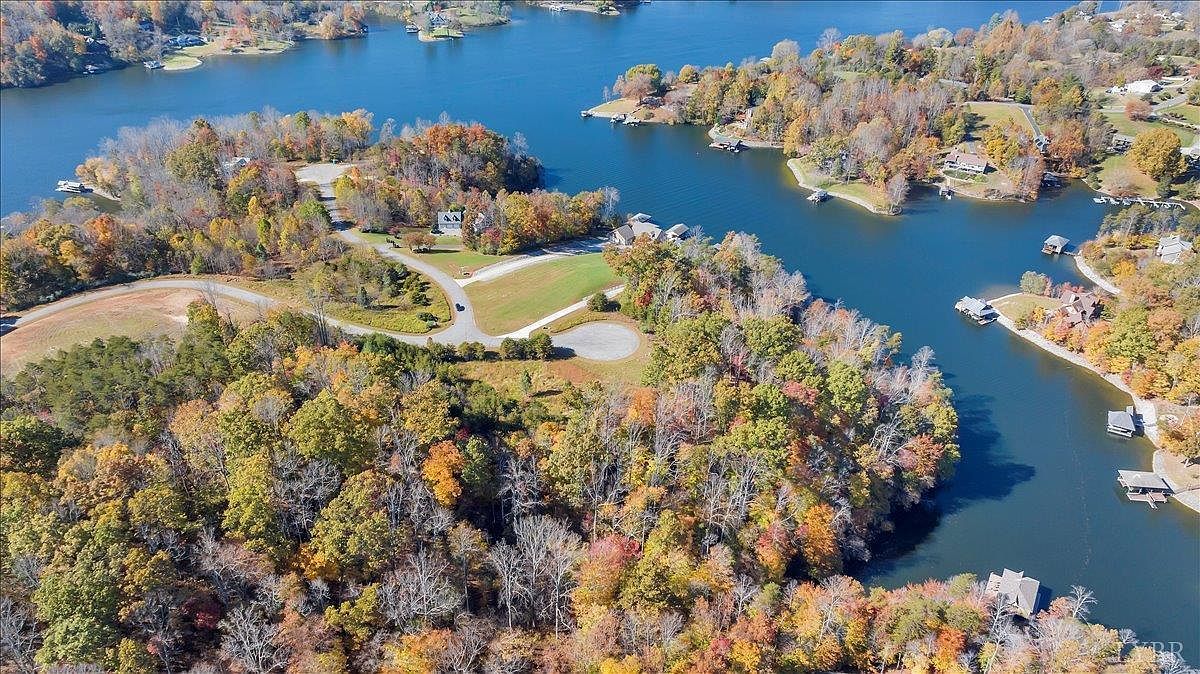 37 Waterside Channel Dr Goodview, VA 24095 - Thumbnail 5