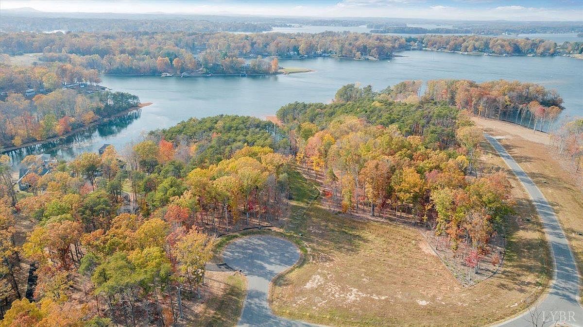 200 Sweetwater Bay Dr Penhook, VA 24137 - Thumbnail 5