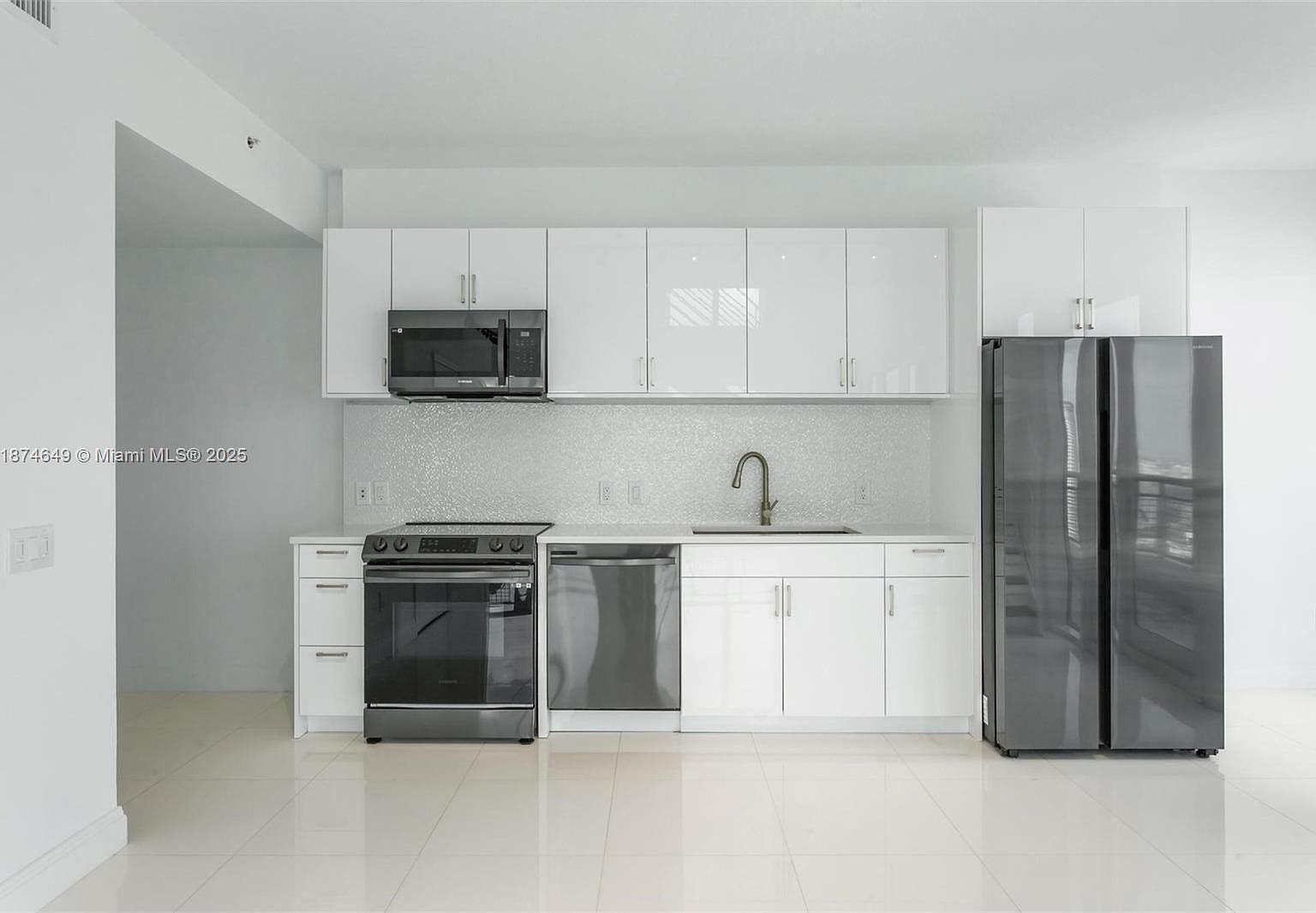 60 SW 13th St APT 4413 Miami, FL 33130 - Thumbnail 5