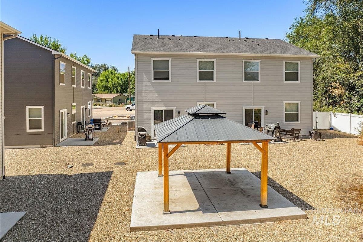 302-304 N 7th St Parma, ID 83660 - Thumbnail 5