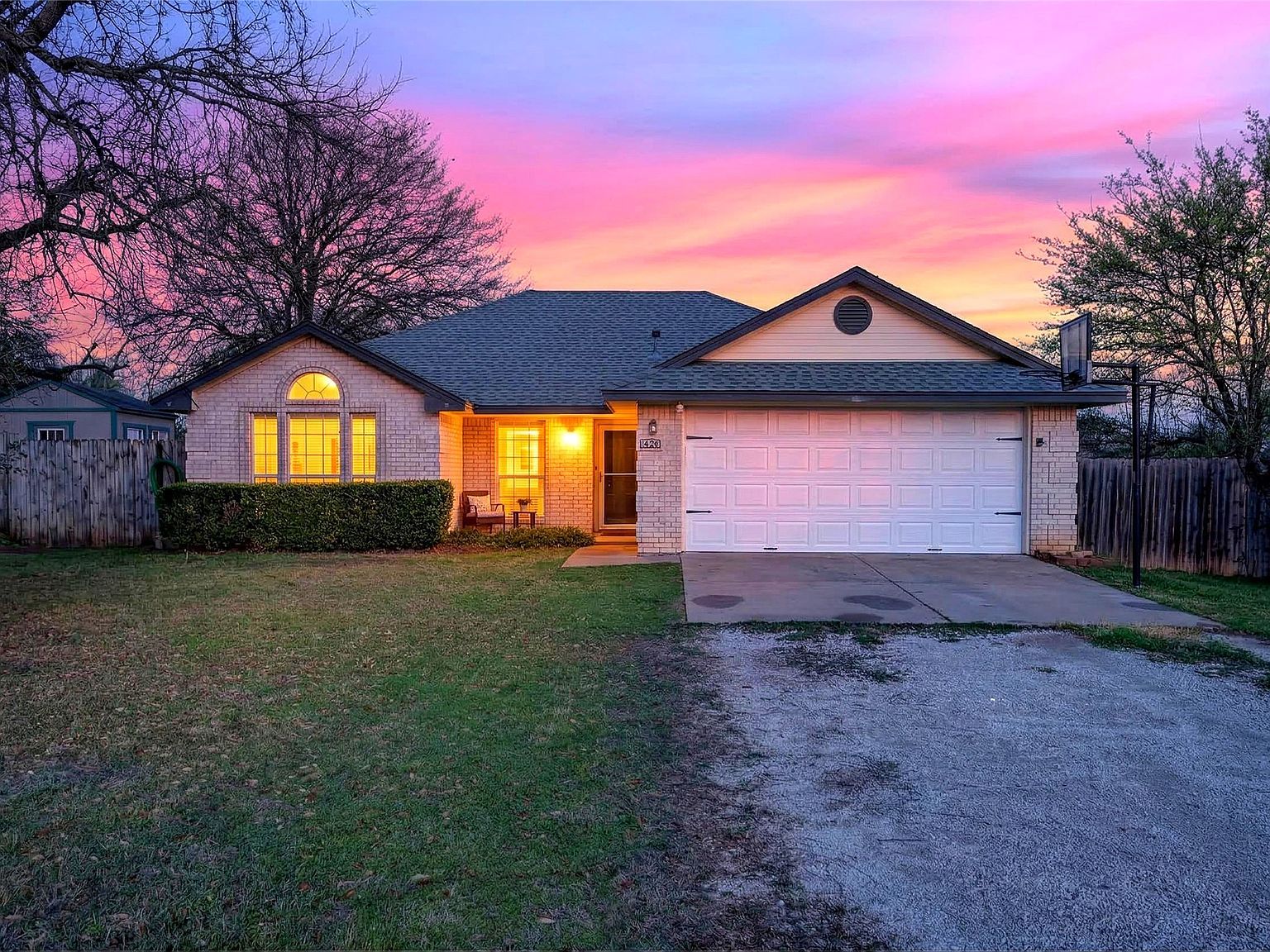 420 Robert Dr Springtown, TX 76082 - Thumbnail 5