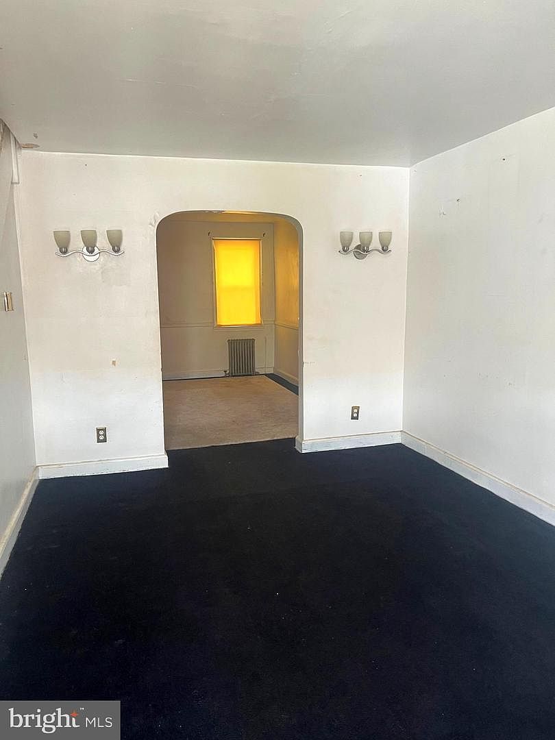 3716 Flowerton Rd Baltimore, MD 21229 - Thumbnail 5