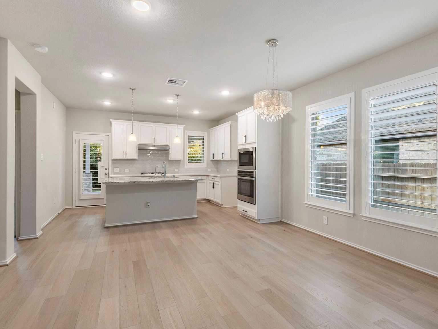 549 Timber Voyage Ct Conroe, TX 77304 - Thumbnail 5