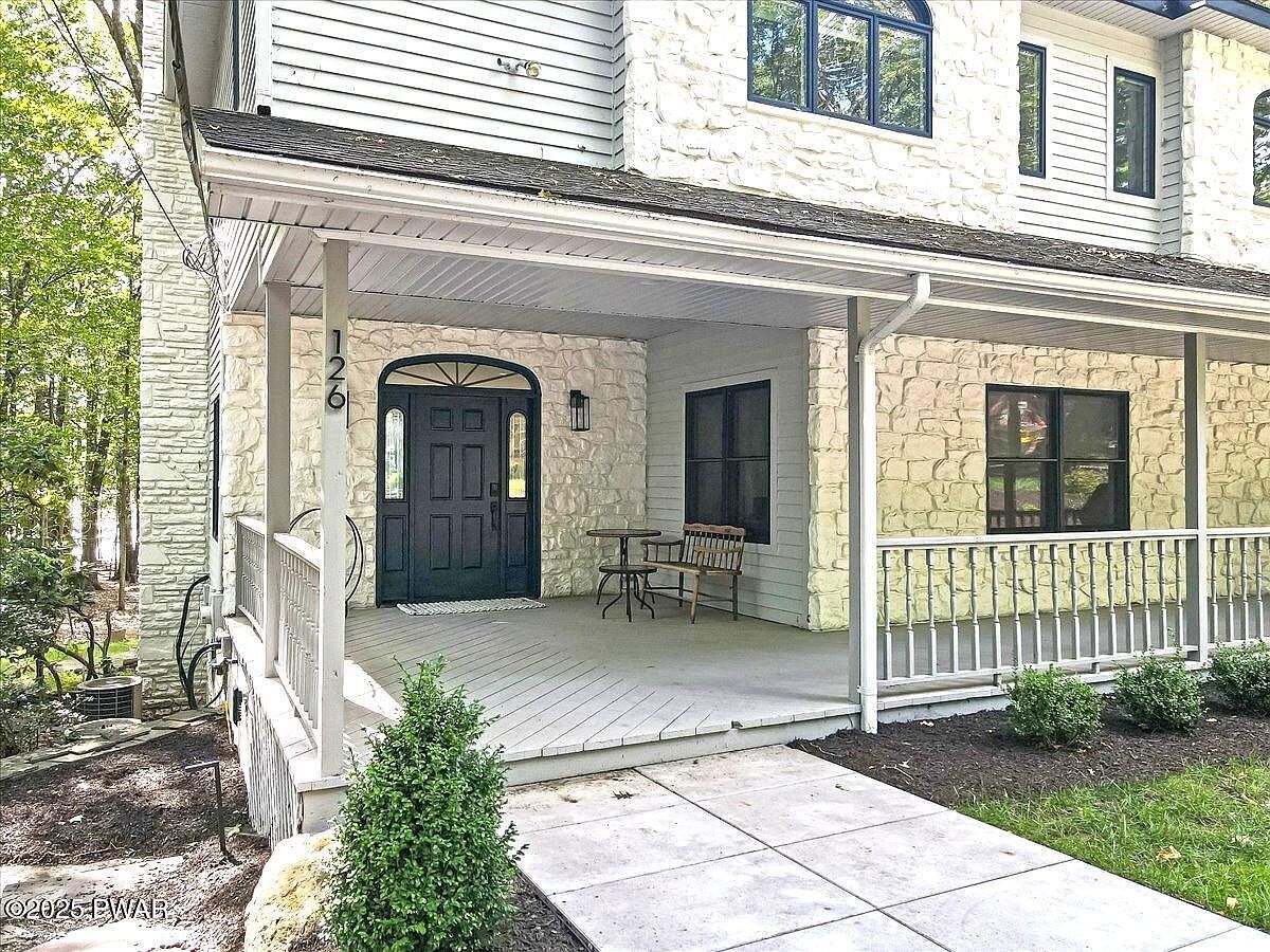 126 N Colony Cove Rd Tafton, PA 18464 - Thumbnail 5