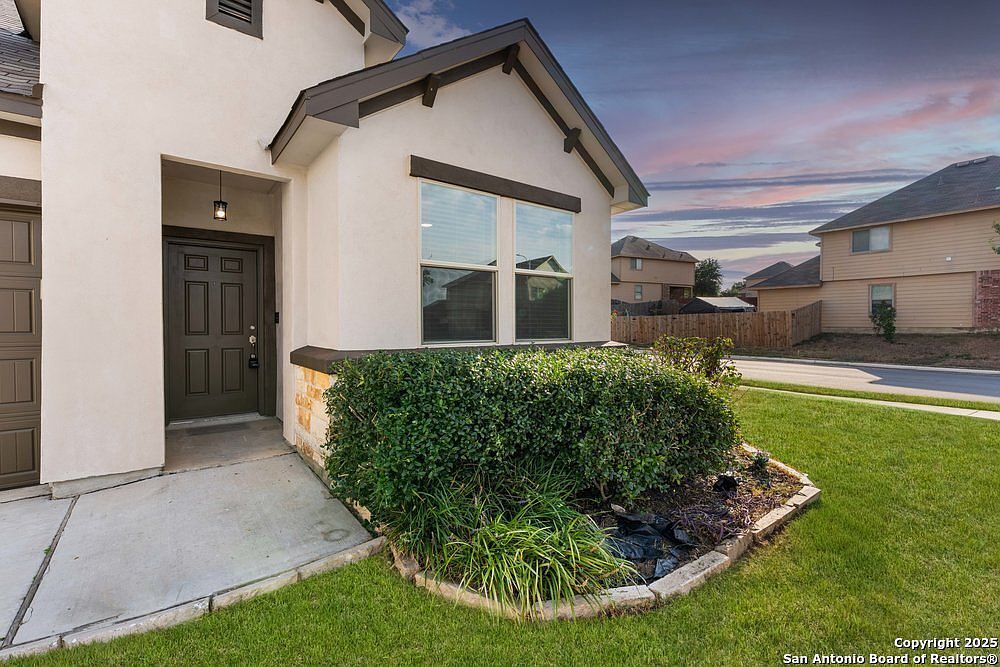 6630 Freedom Rdg San Antonio, TX 78242 - Thumbnail 5