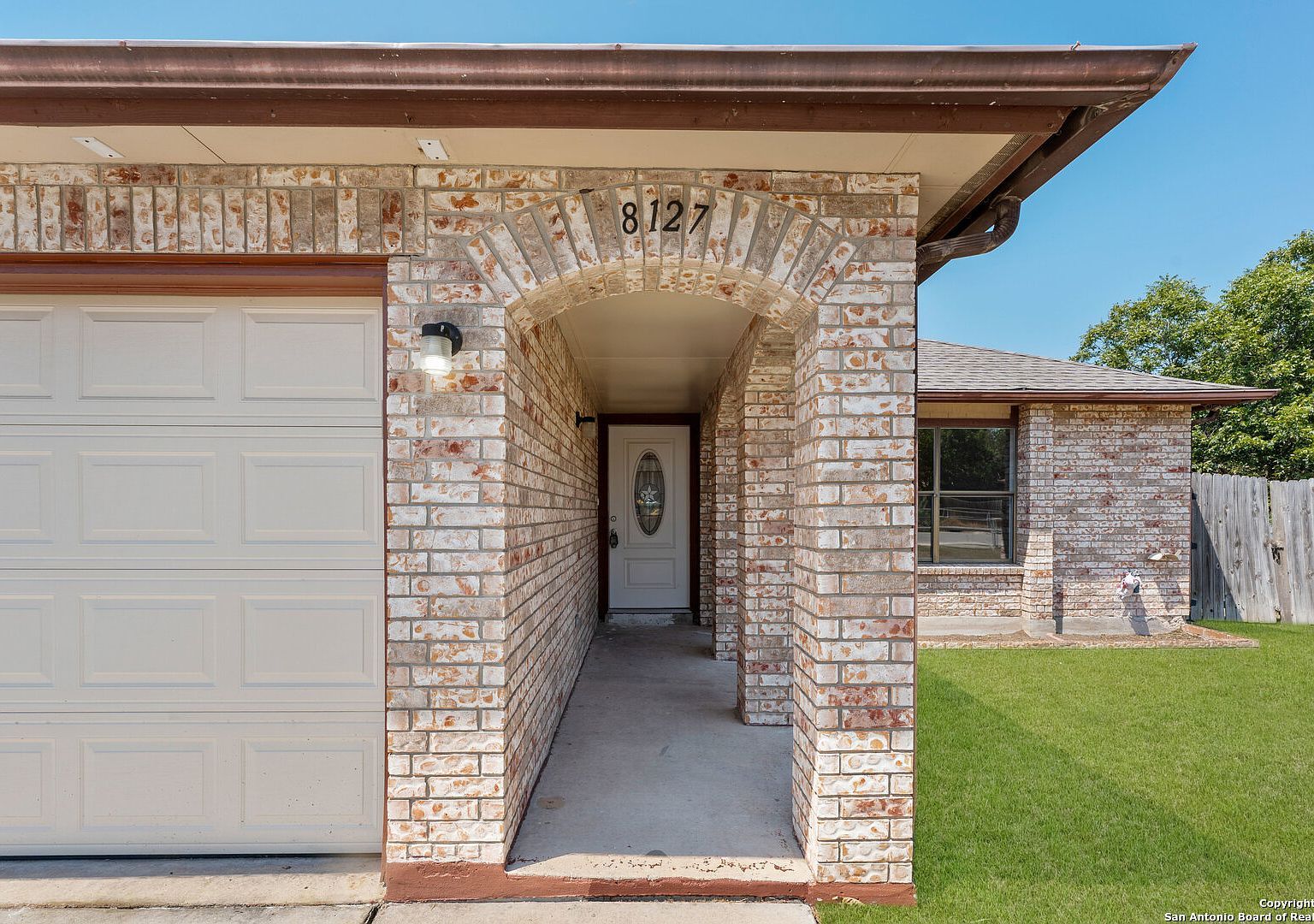 8127 Sunshine Trail Dr San Antonio, TX 78244 - Thumbnail 5
