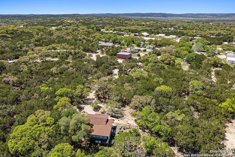 6th St E #1-2 Pipe Creek, TX 78063 - Thumbnail 5