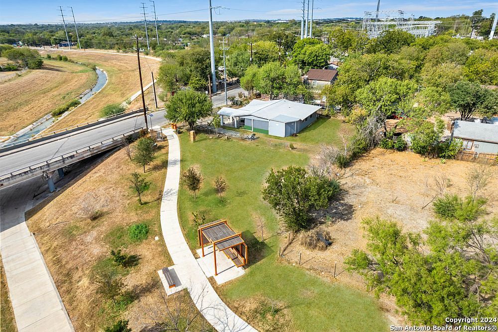 332 N San Ignacio Ave #A San Antonio, TX 78237 - Thumbnail 5