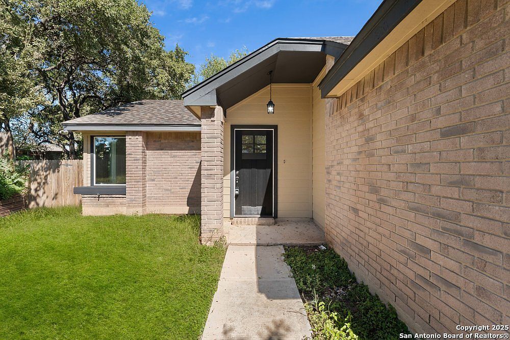 9511 Deerbrook San Antonio, TX 78250 - Thumbnail 5